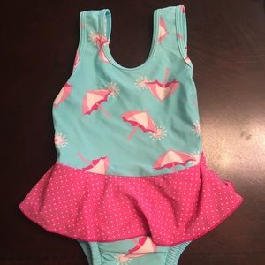 Little girls swimsuit 💕🌺